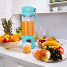 Portable USB Electric Juicer Bottle – 6-Blade Rechargeable Blender Cup (380ml)