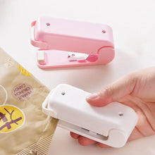 Mini Heat Sealing Machine – Handheld Plastic Bag Sealer for Food & Snacks (1 Pc)